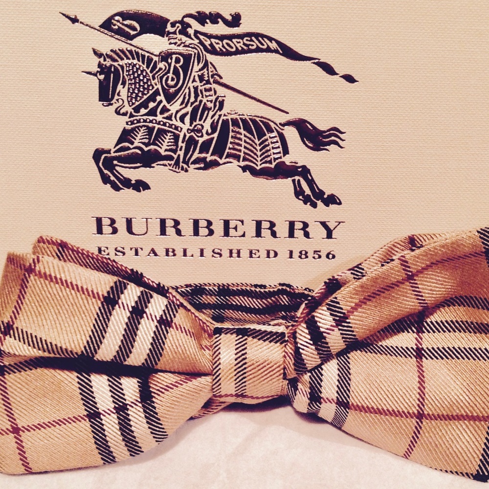 🎁TB HOLIDAY 26’🎁LEGENDARY🆕🔥💯ORIGINAL ICONIC BURBERRY NOVA CHECK BOW TIE SET🔥 - Picture 15 of 15